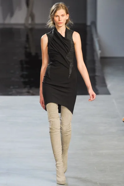 Look 5